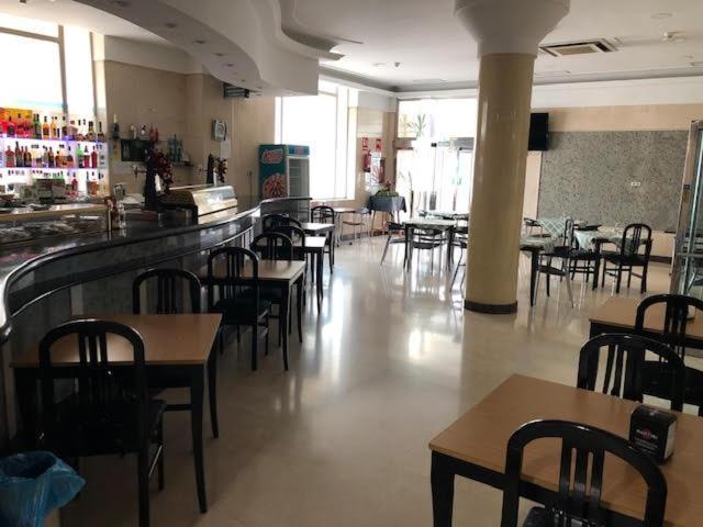Hotel Ciudad De פואנלבראדה מראה חיצוני תמונה