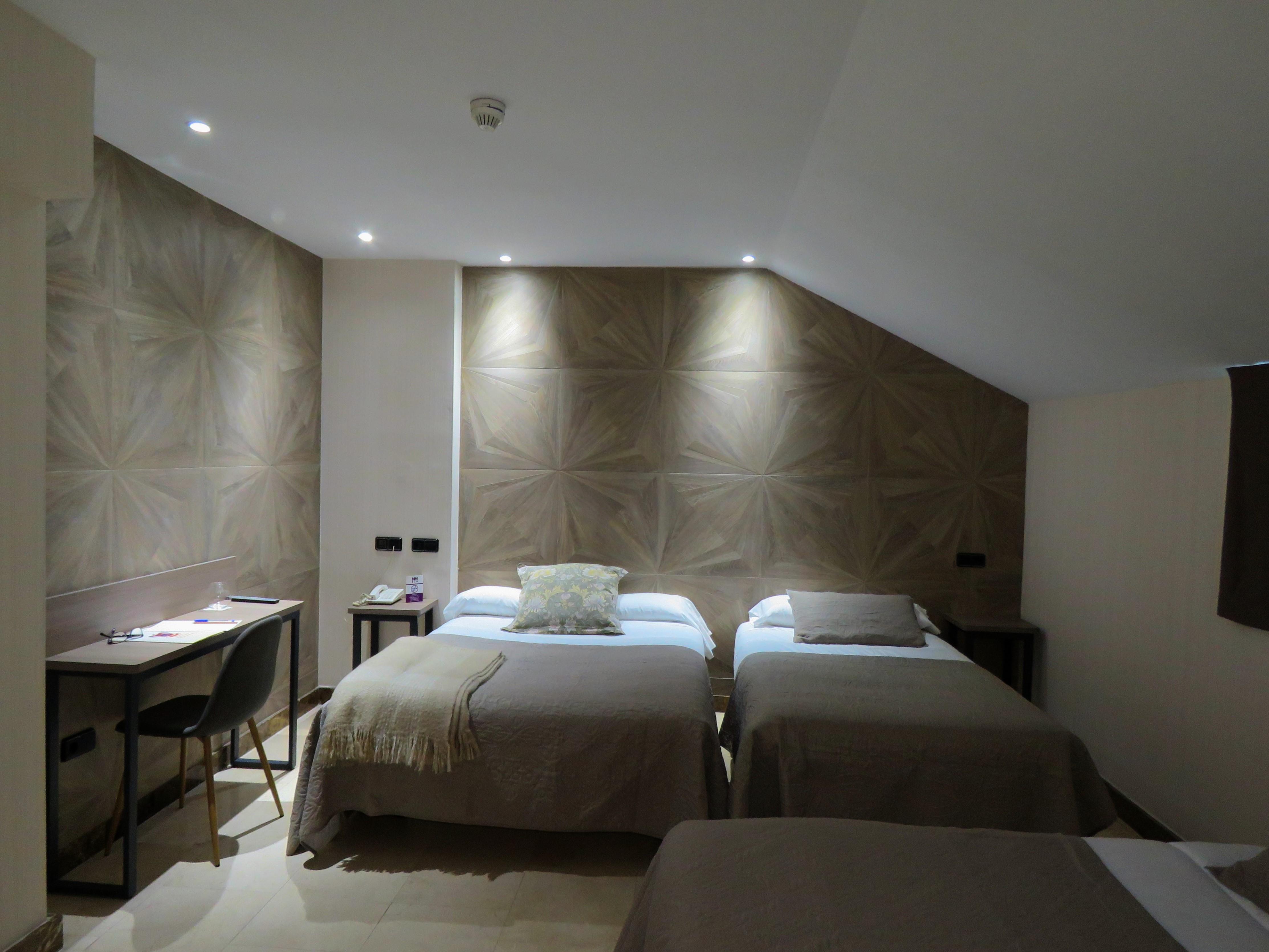 Hotel Ciudad De פואנלבראדה מראה חיצוני תמונה