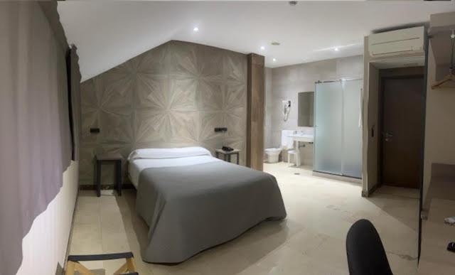Hotel Ciudad De פואנלבראדה מראה חיצוני תמונה