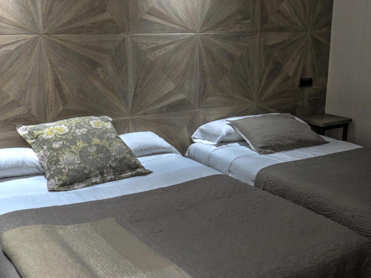 Hotel Ciudad De פואנלבראדה מראה חיצוני תמונה